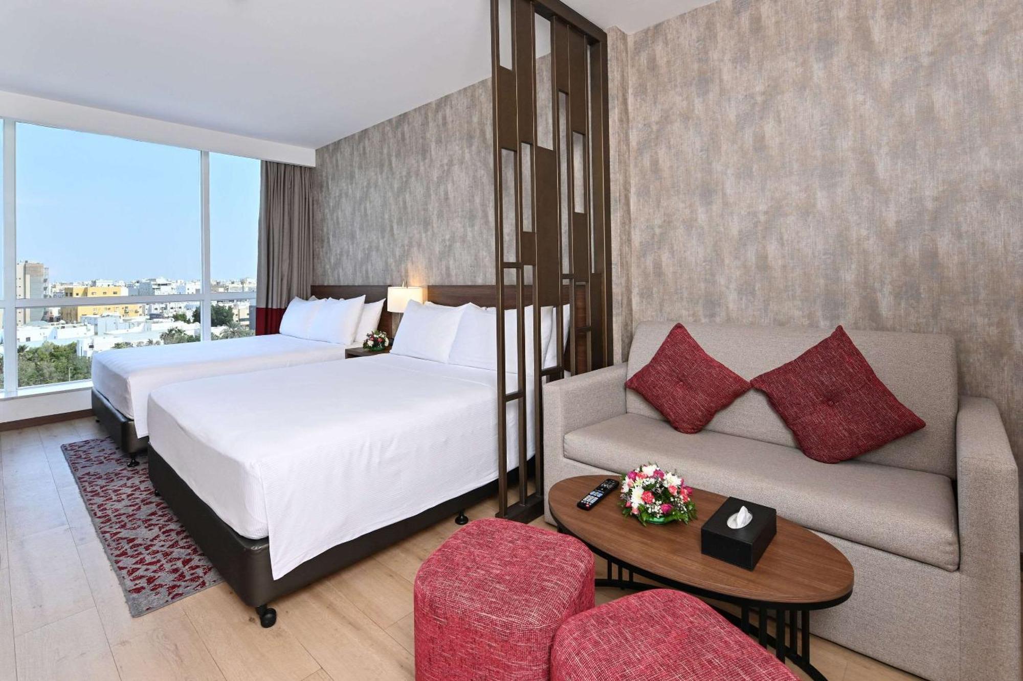 Comfort Hotel Jeddah King Road Екстер'єр фото